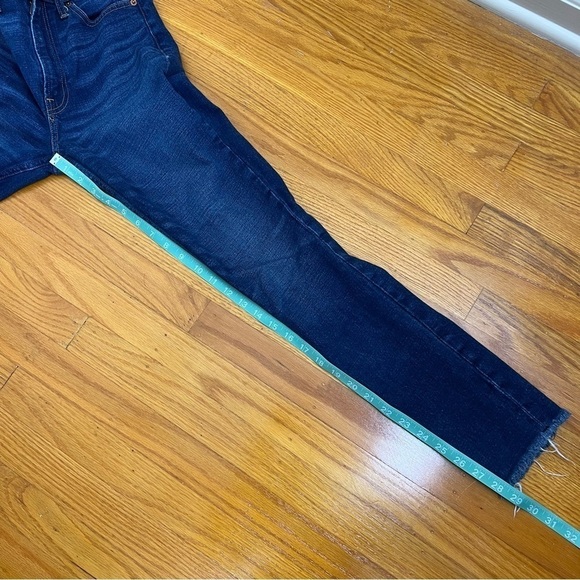 A&F Simone High Rise Slim Dark Wash Jeans - Picture 10 of 11